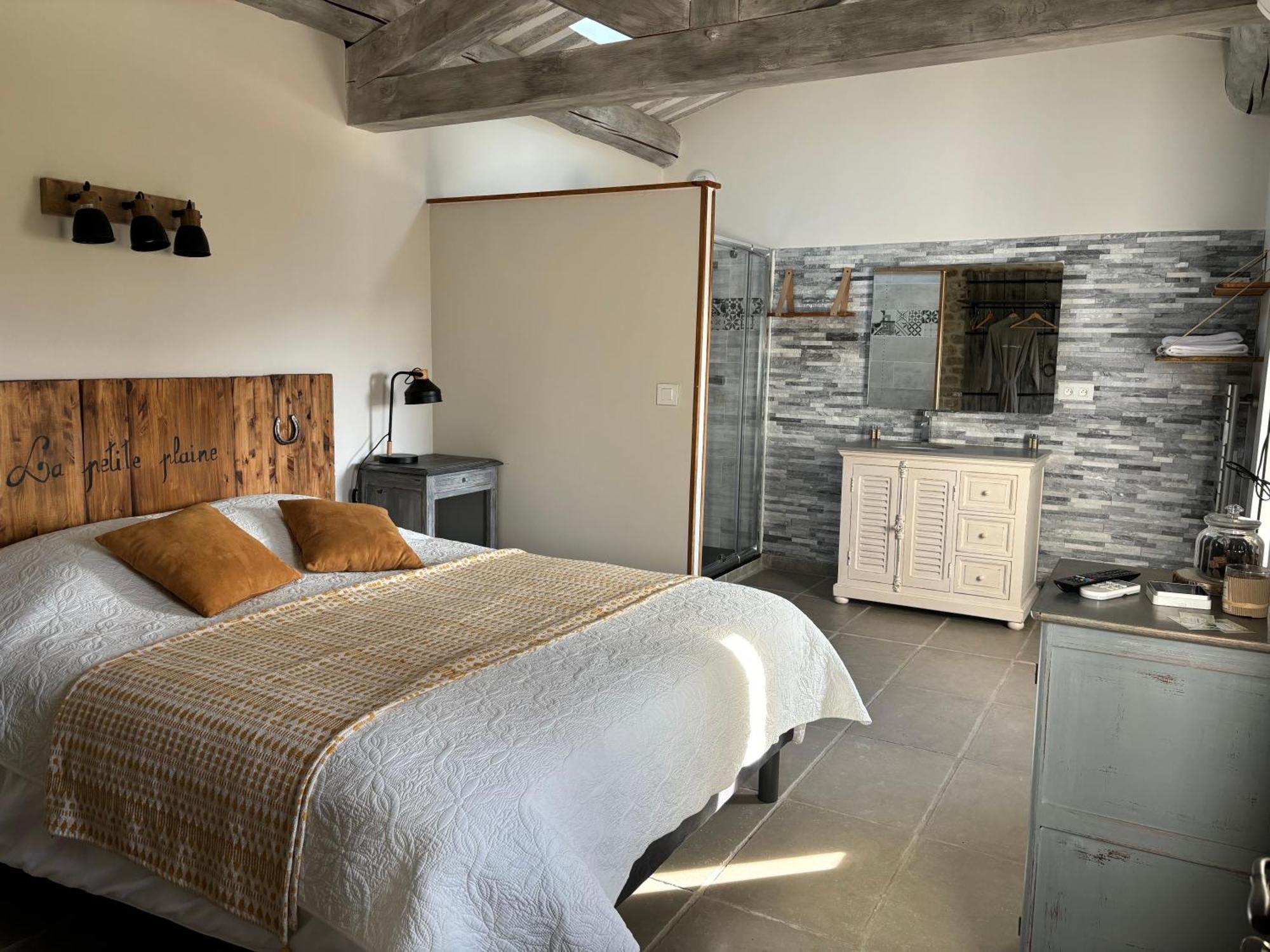 La Petite Plaine Hotell Clansayes Exteriör bild