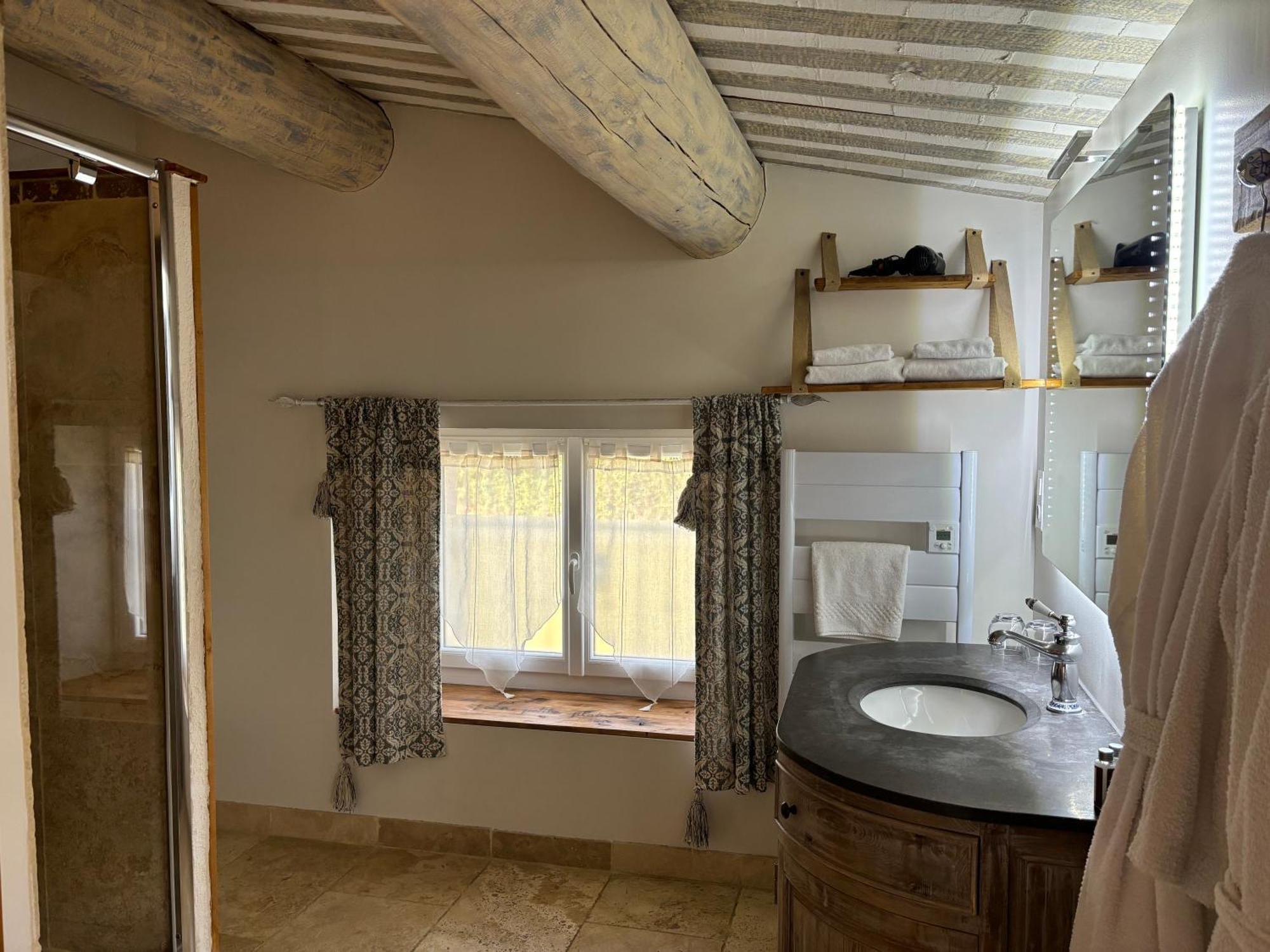 La Petite Plaine Hotell Clansayes Exteriör bild